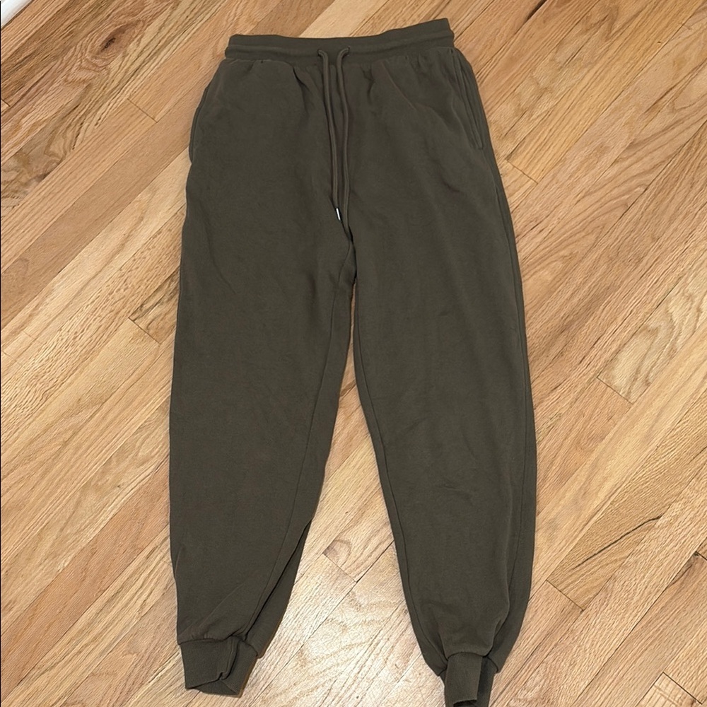 Women’s sweatpants